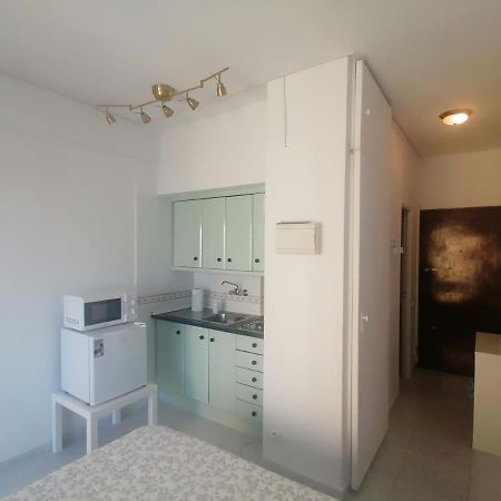 Lovely Apartment In Front Of The Beach. ฟูเอนฮิโรลา ภายนอก รูปภาพ